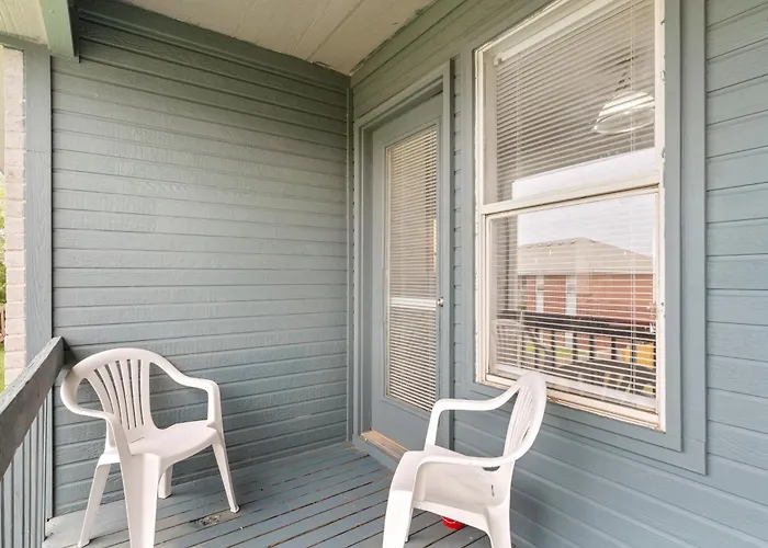 2b1b Mins From Ft Hood & Town Apartment *